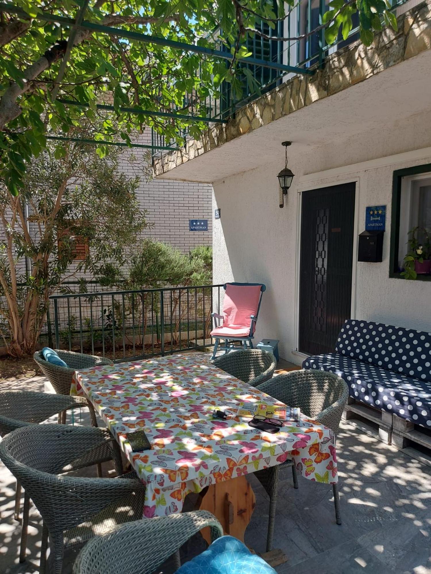 Apartman Alka Zaboric Buitenkant foto